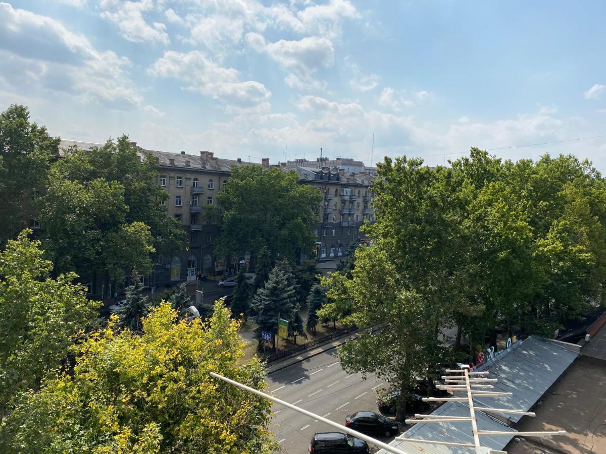 Трехкомнатные Апартаменты В Центре! Соборная! Парковка! 4 Разд Места!Мак Дональдс Mykolajiw Exterior foto