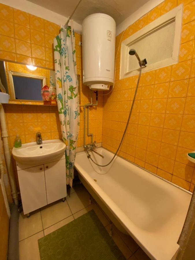 Трехкомнатные Апартаменты В Центре! Соборная! Парковка! 4 Разд Места!Мак Дональдс Mykolajiw Exterior foto